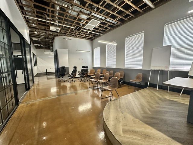 To Let Commercial Property for Rent in Woodstock Western Cape